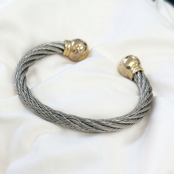 Vintage Two-Tone Silver & Gold Star Bangle – Rhinestone Accents, Flexible Fit - Picture 4 of 4